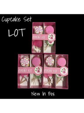 Cupcake Kit Roobee by Mara-Mi Cupcake Liners 72 Pink Green Flowers New in Box